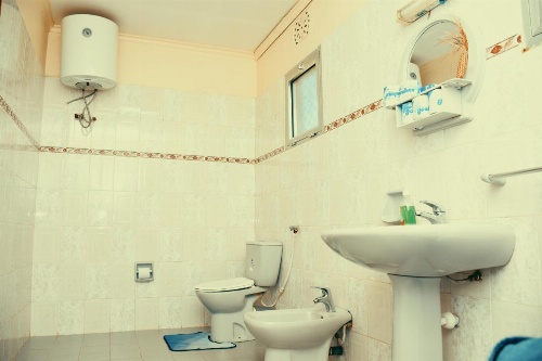 Wakawaka Hostel image 16
